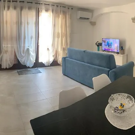 Smeralda Apartment *