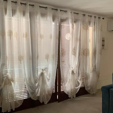 Smeralda Apartment *